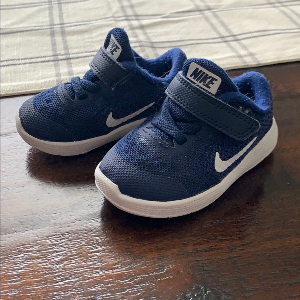 Baby Nike’s blue